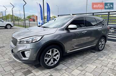 Позашляховик / Кросовер Kia Sorento 2016 в 