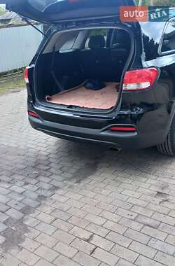 Позашляховик / Кросовер Kia Sorento 2015 в 