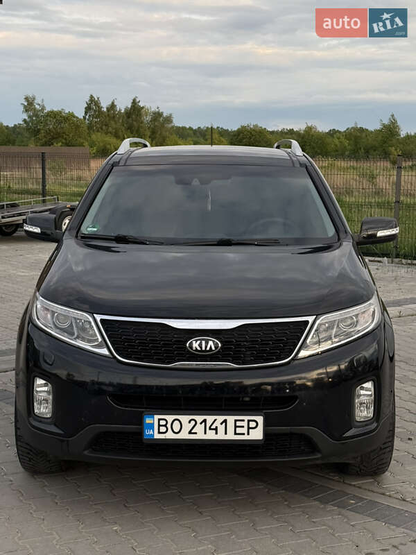 Позашляховик / Кросовер Kia Sorento 2012 в Івано-Франківську