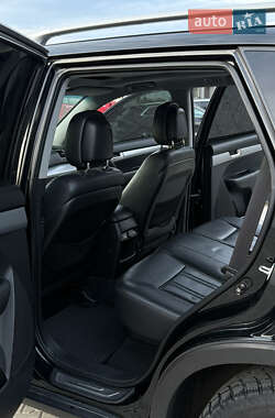 Позашляховик / Кросовер Kia Sorento 2012 в 