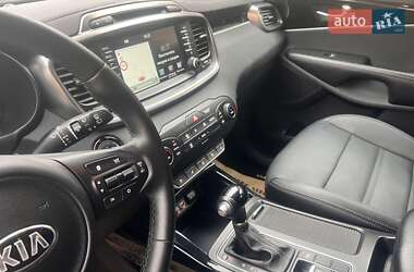 Внедорожник / Кроссовер Kia Sorento 2015 в 