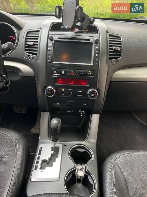 Позашляховик / Кросовер Kia Sorento 2011 в Тернополі