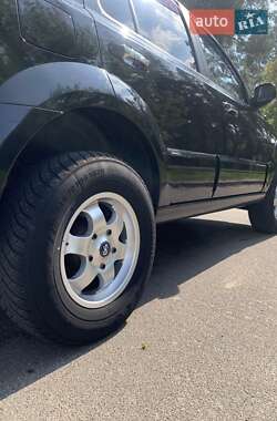 Внедорожник / Кроссовер Kia Sorento 2007 в 
