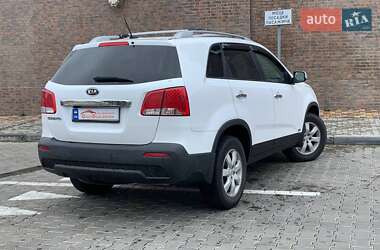 Внедорожник / Кроссовер Kia Sorento 2010 в 