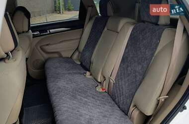 Внедорожник / Кроссовер Kia Sorento 2010 в 