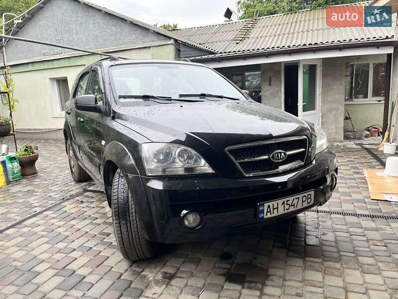 Позашляховик / Кросовер Kia Sorento 2002 в 