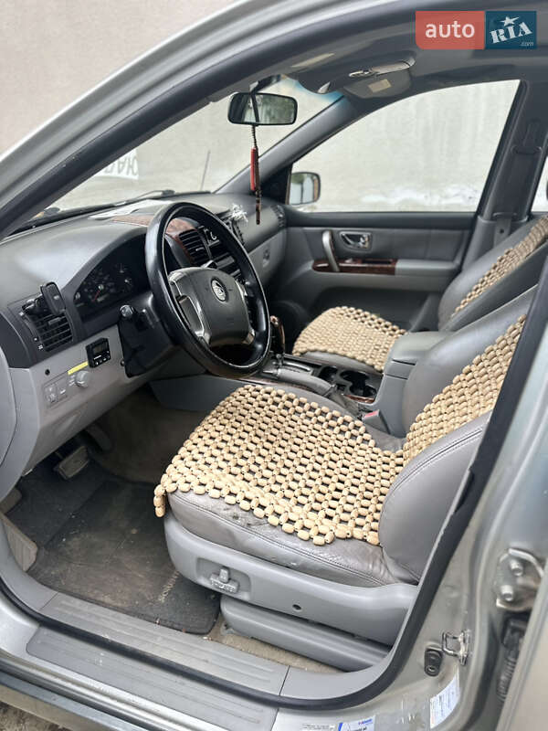 Позашляховик / Кросовер Kia Sorento 2003 в Тячеві