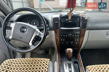 Позашляховик / Кросовер Kia Sorento 2003 в Тячеві