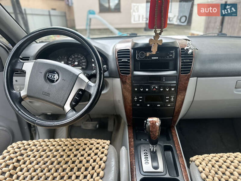 Позашляховик / Кросовер Kia Sorento 2003 в Тячеві