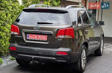 Внедорожник / Кроссовер Kia Sorento 2010 в 