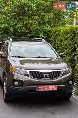 Внедорожник / Кроссовер Kia Sorento 2010 в 