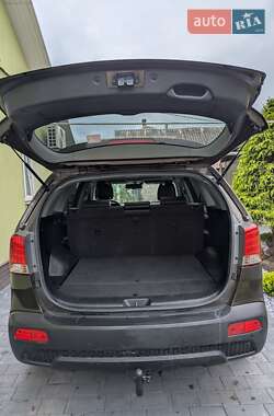 Внедорожник / Кроссовер Kia Sorento 2010 в 