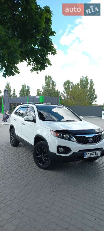 Позашляховик / Кросовер Kia Sorento 2010 в Кропивницькому