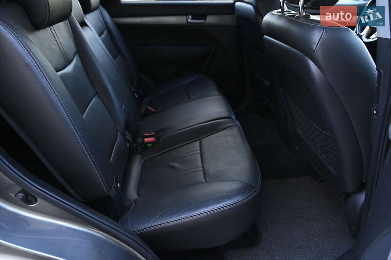 Позашляховик / Кросовер Kia Sorento 2010 в Бердичеві
