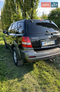 Позашляховик / Кросовер Kia Sorento 2006 в 