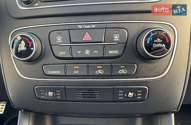 Внедорожник / Кроссовер Kia Sorento 2013 в 
