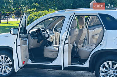 Позашляховик / Кросовер Kia Sorento 2011 в 
