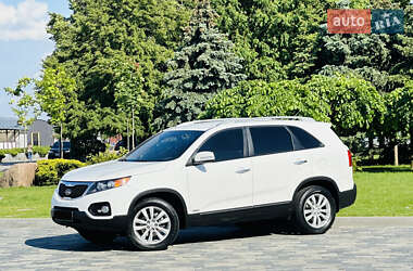 Позашляховик / Кросовер Kia Sorento 2011 в 