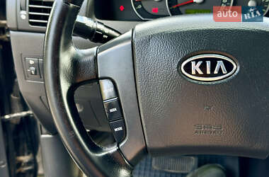 Позашляховик / Кросовер Kia Sorento 2008 в 