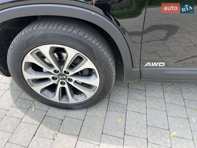 Внедорожник / Кроссовер Kia Sorento 2014 в Луцке