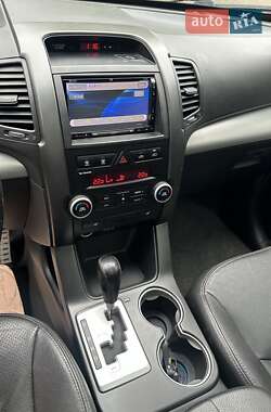 Внедорожник / Кроссовер Kia Sorento 2010 в 