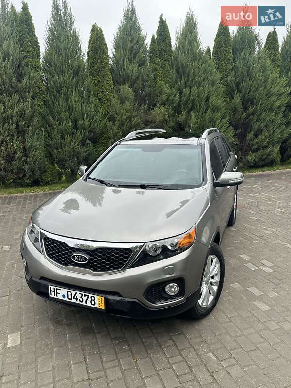 Позашляховик / Кросовер Kia Sorento 2010 в Городку