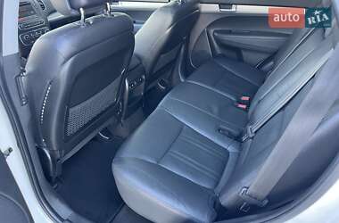 Позашляховик / Кросовер Kia Sorento 2015 в 