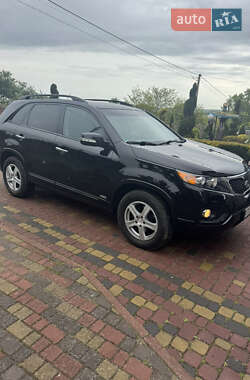 Позашляховик / Кросовер Kia Sorento 2012 в 