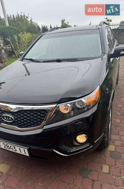 Позашляховик / Кросовер Kia Sorento 2012 в 