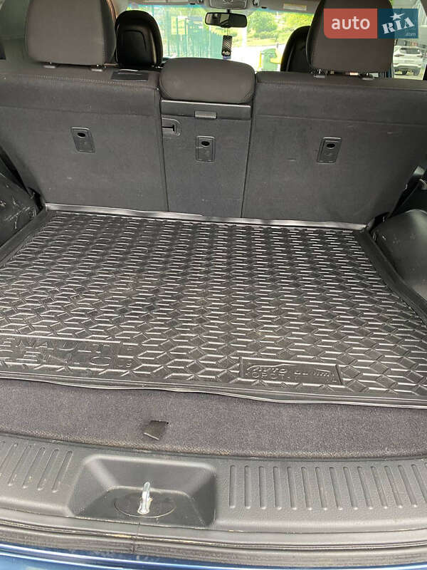 Внедорожник / Кроссовер Kia Sorento 2014 в Одессе