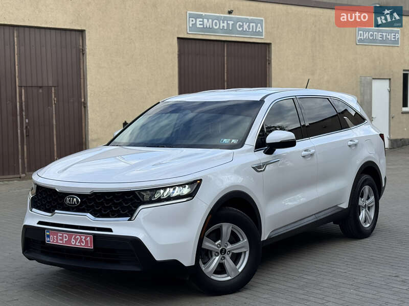 Внедорожник / Кроссовер Kia Sorento 2021 в 