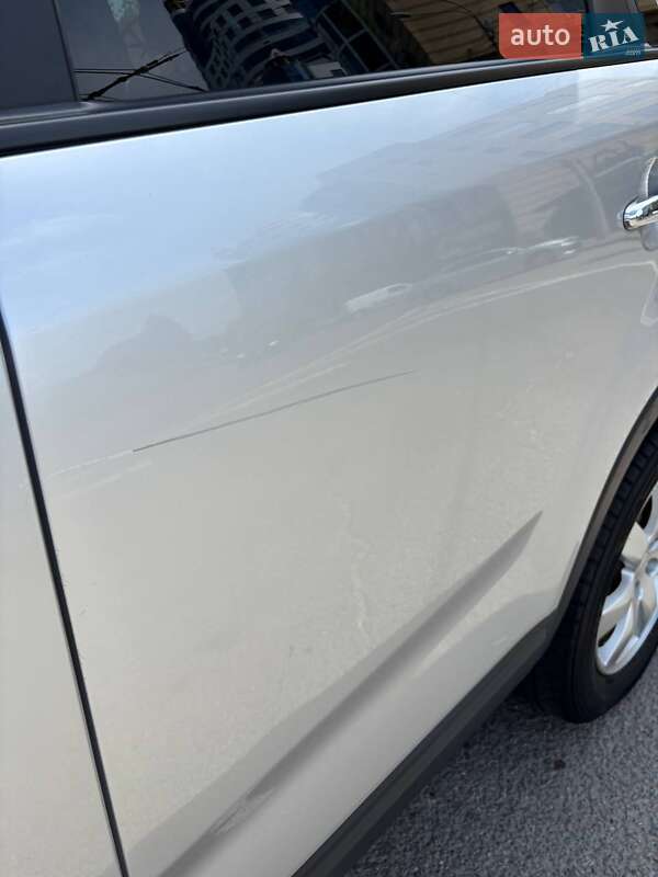 Позашляховик / Кросовер Kia Sorento 2010 в Дніпрі