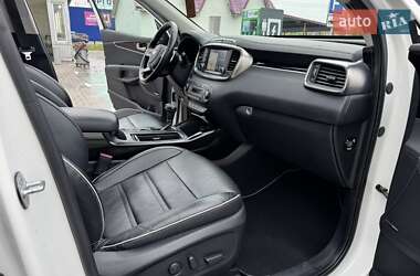 Внедорожник / Кроссовер Kia Sorento 2018 в 