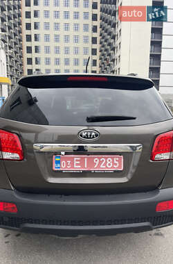 Внедорожник / Кроссовер Kia Sorento 2011 в 
