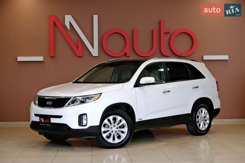 Позашляховик / Кросовер Kia Sorento 2015 в 