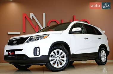 Позашляховик / Кросовер Kia Sorento 2015 в 