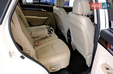 Позашляховик / Кросовер Kia Sorento 2015 в 
