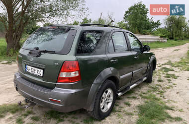 Внедорожник / Кроссовер Kia Sorento 2004 в 