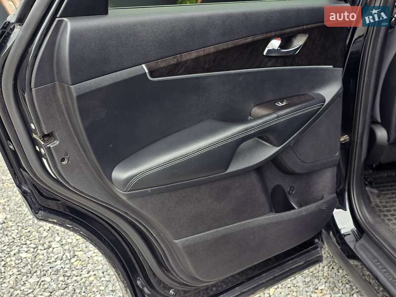 Внедорожник / Кроссовер Kia Sorento 2015 в Тернополе