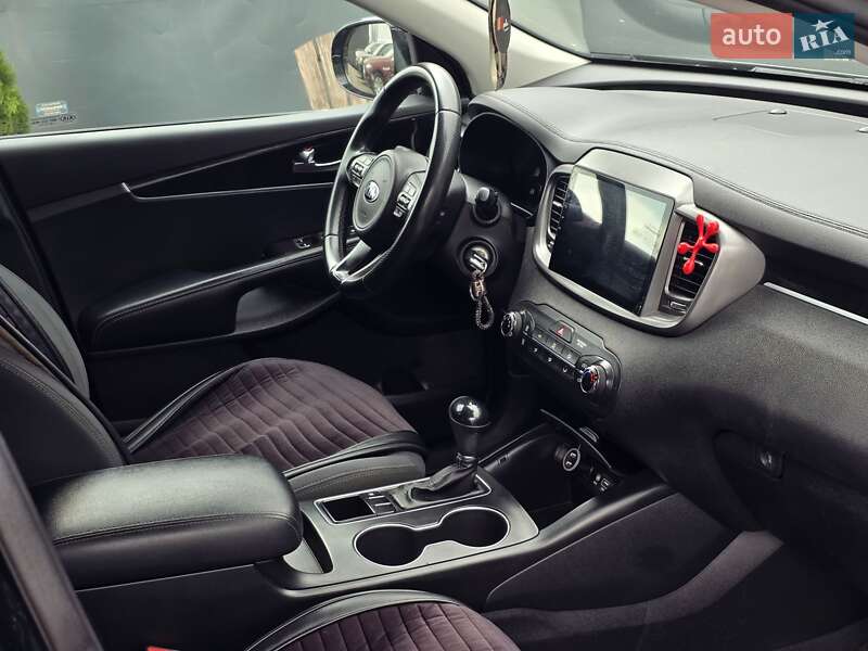 Внедорожник / Кроссовер Kia Sorento 2015 в Тернополе