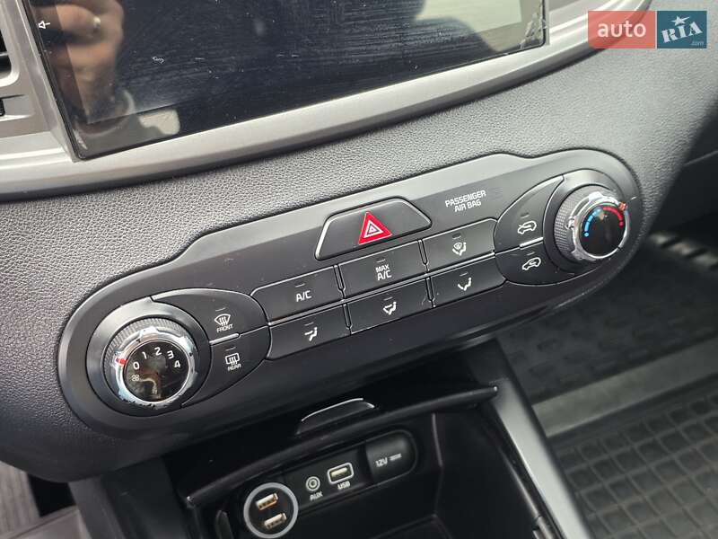 Внедорожник / Кроссовер Kia Sorento 2015 в Тернополе