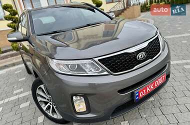 Позашляховик / Кросовер Kia Sorento 2013 в 
