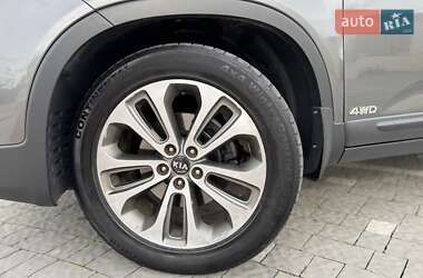 Позашляховик / Кросовер Kia Sorento 2013 в 