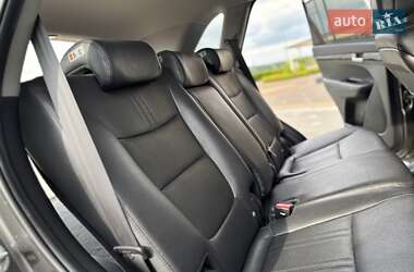 Позашляховик / Кросовер Kia Sorento 2013 в 