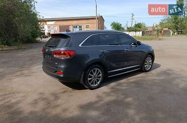 Позашляховик / Кросовер Kia Sorento 2015 в 