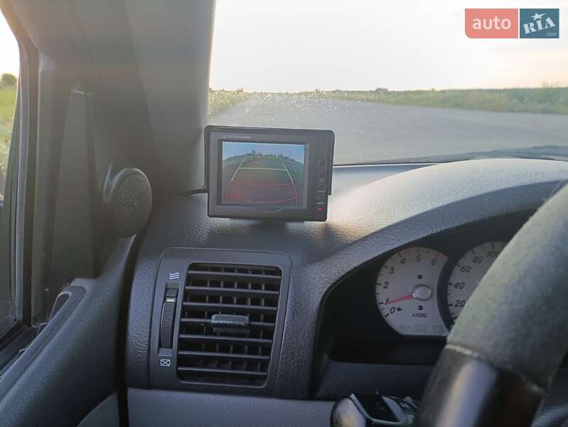 Внедорожник / Кроссовер Kia Sorento 2005 в Баре