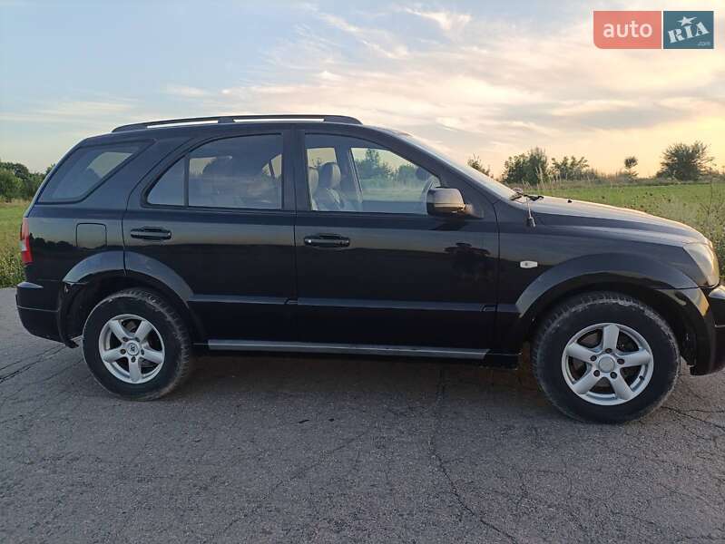 Внедорожник / Кроссовер Kia Sorento 2005 в 