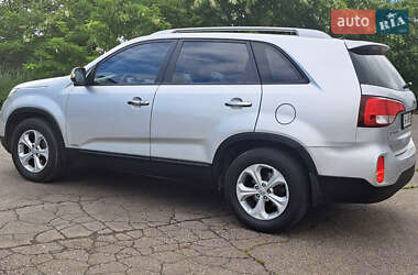 Внедорожник / Кроссовер Kia Sorento 2014 в 