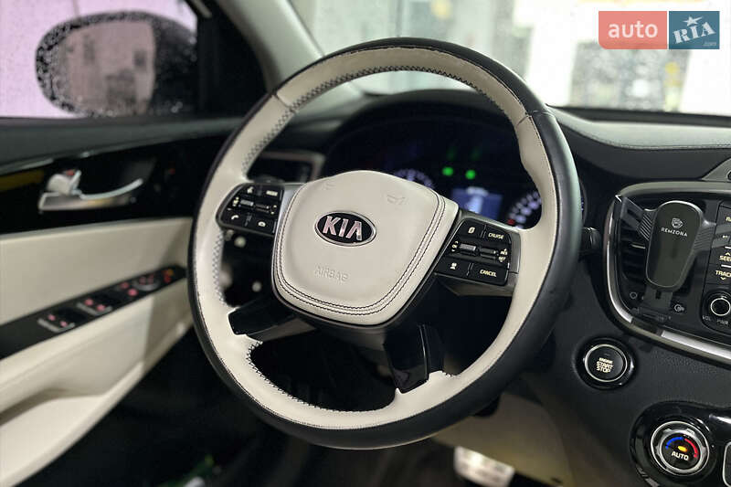 Позашляховик / Кросовер Kia Sorento 2018 в Шептицькому