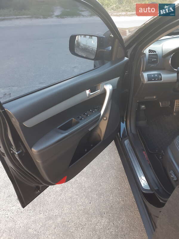 Внедорожник / Кроссовер Kia Sorento 2011 в Харькове фото 7 Внедорожник / Кроссовер Kia Sorento 2011 в Харькове